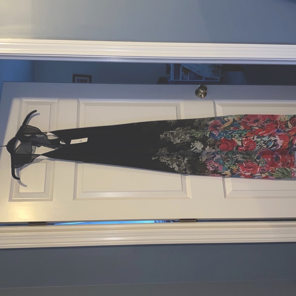 Medium NWT Maxi Dress